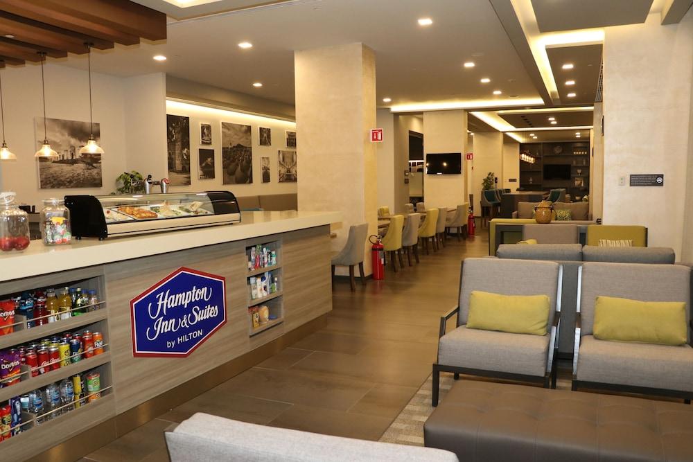 Hampton Inn & Suites By Hilton Puebla Exterior foto